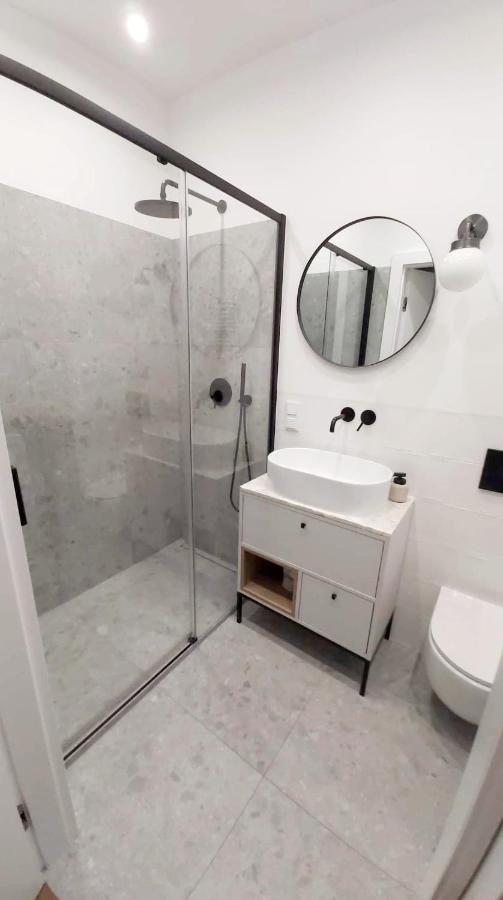 Appartamento Apartament Zajezdnia Wrzeszcz Danzica Esterno foto